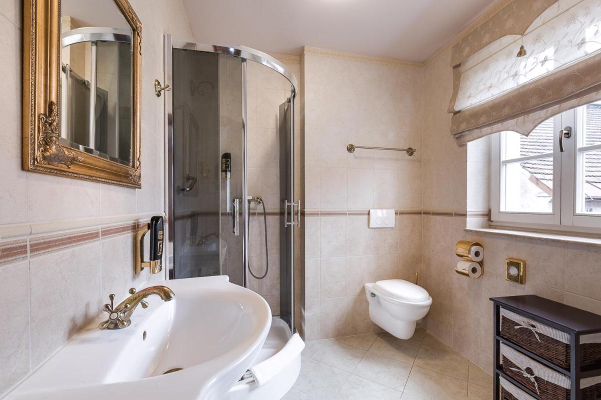 Hotel Stary Zdroj Świeradów-Zdrój Esterno foto