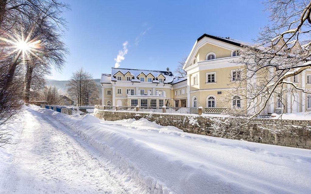 Hotel Stary Zdroj Świeradów-Zdrój Esterno foto
